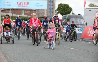 Mum and daughter join families on the family-friendly Ride Stockton on the Riverside June 2022