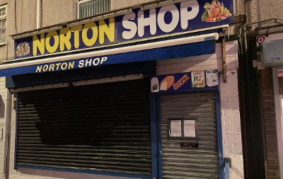 An image of the closure order notice on The Norton Shop in Norton